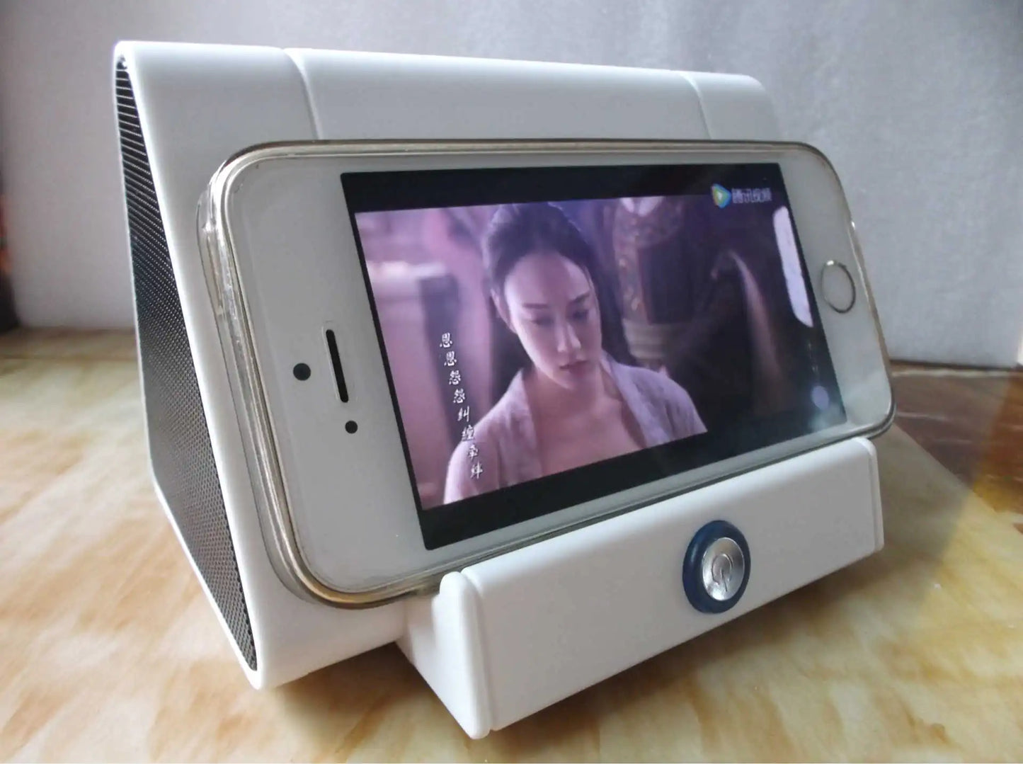 Smart Bluetooth Speaker with Induction Function